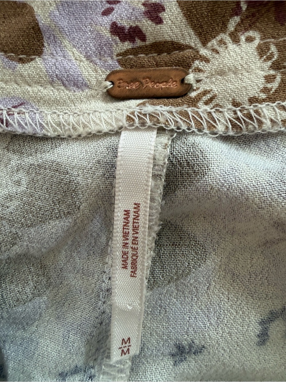 Free People "Can't Take My Eyes Off You" printed flare pants Size Medium - Picture 4 of 6